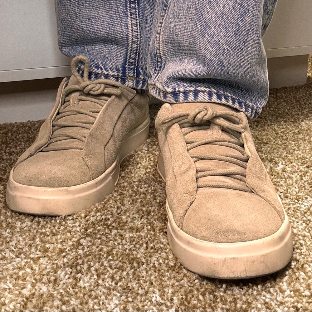 ZARA Men's Tan Suede Sneakers